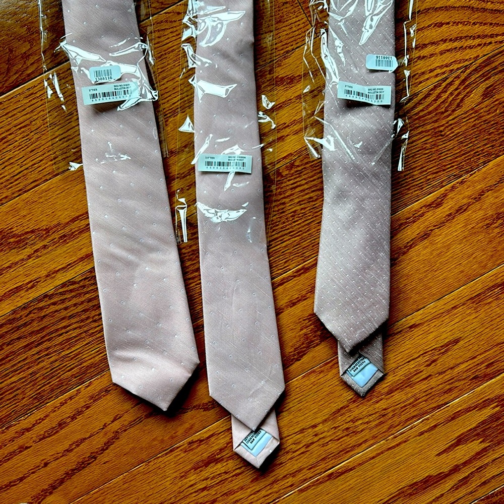 3 NeckTies all new never worn. Different widths